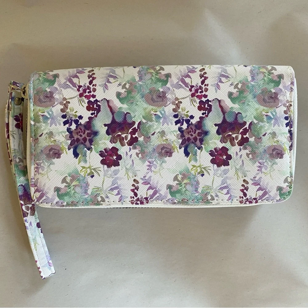 NWOT Tahari Lavender Floral Clutch Wristlet